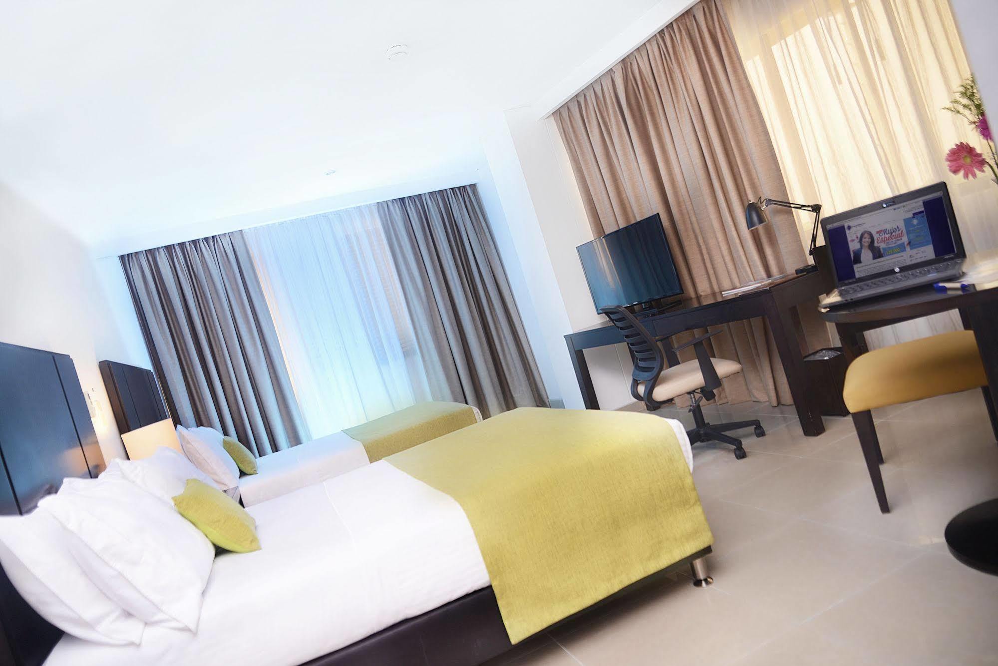 Hotel Millenium Barrancabermeja Exterior photo